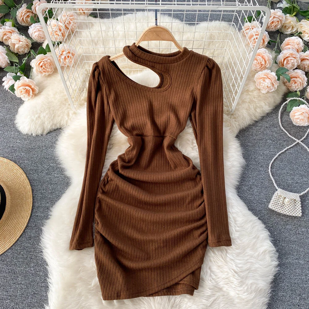 Sexy Cut Out Shoulder Bodycon Mini Dress for Women Fashion Streetwear Solid O-neck Long Sleeve Ruched Club Party Dress Outfits
Sexy Cut Out Shoulder Bodycon Mini Dress for Women Fashion Streetwear Solid O-neck Long Sleeve Ruched Club Party Dress Outfits