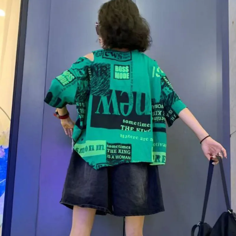 QING MO 2021 Summer Fashion New Women T Shirt Top Loose And Thin Letter Printing Trend Off Shoulder Short Sleeved T Shirt ZWL338
QING MO 2021 Summer Fashion New Women T Shirt Top Loose And Thin Letter Printing Trend Off Shoulder Short Sleeved T Shirt ZWL338