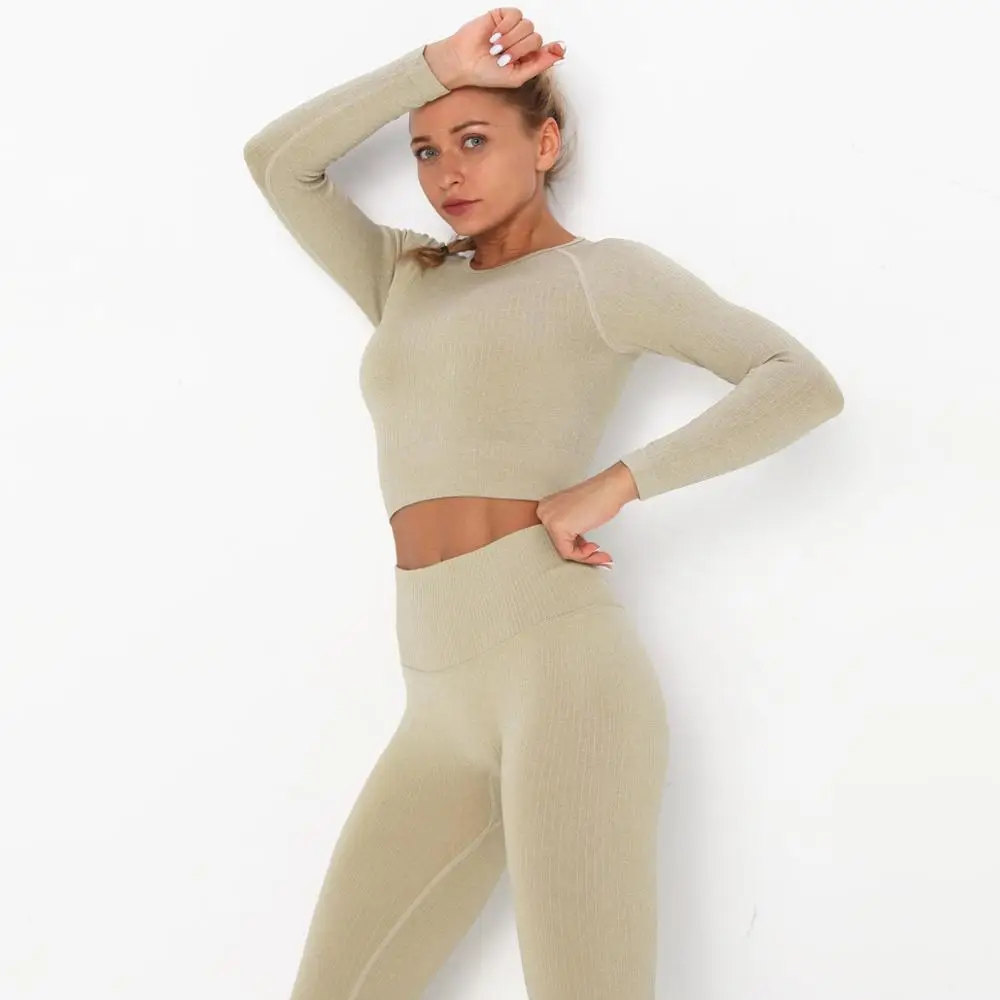 Woman Seamless Yoga Shirt High Elastic Solid Color Breathable Running Long Sleeve Fitness Tight Top Stretchy Close-Fitting Shirt
Woman Seamless Yoga Shirt High Elastic Solid Color Breathable Running Long Sleeve Fitness Tight Top Stretchy Close-Fitting Shirt
