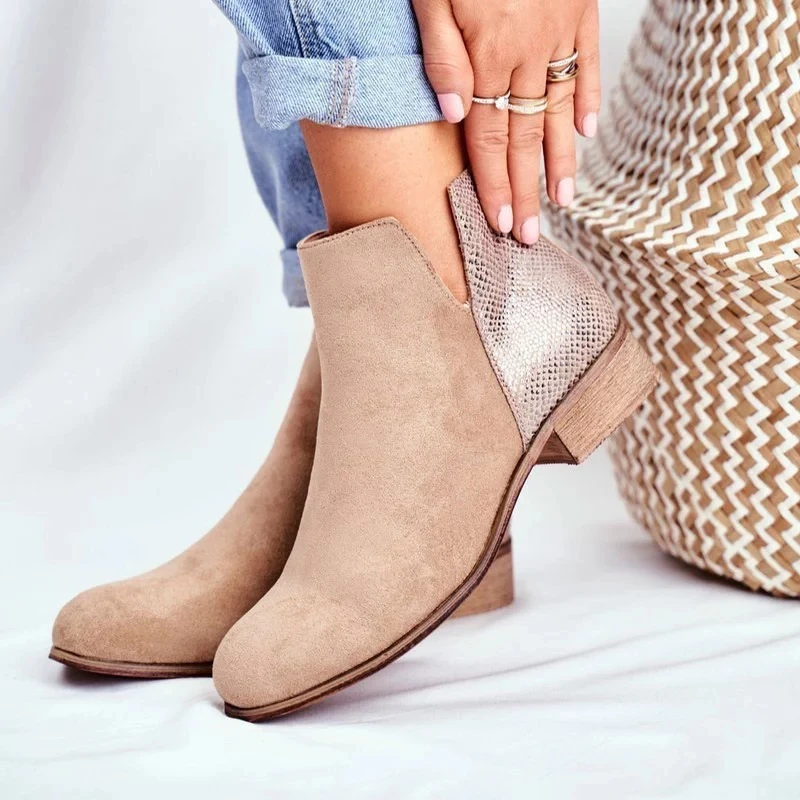 Woman Vintage Leopard Low Heels Women Retro PU Leather Ankle Boots 2021 Women's Zip Ladies Shoes Female Short Boots Plus Size 43
Woman Vintage Leopard Low Heels Women Retro PU Leather Ankle Boots 2021 Women's Zip Ladies Shoes Female Short Boots Plus Size 43