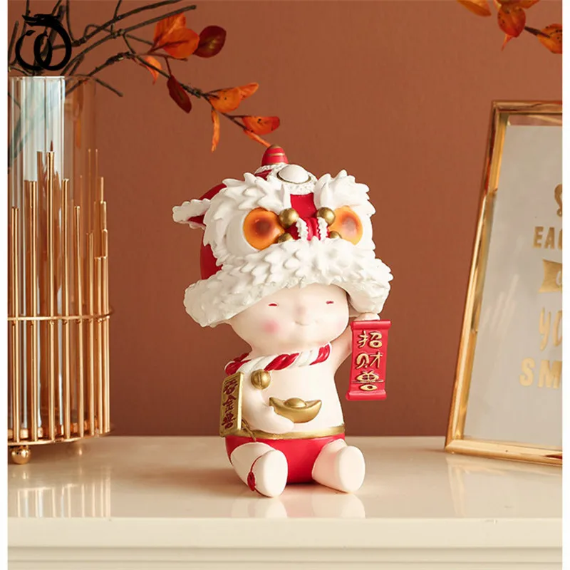 WU CHEN LONG New Chinese Lucky Beasts Art Sculpture Lion Animal Child Figurines Creative Resin Craft Home Decoration Gift R6284
WU CHEN LONG New Chinese Lucky Beasts Art Sculpture Lion Animal Child Figurines Creative Resin Craft Home Decoration Gift R6284