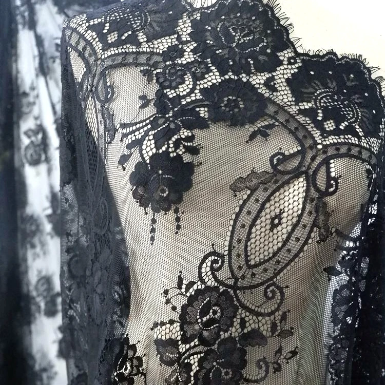 Кружевная ткань Allover Florals, кружево Шантильи высшего качества, ширина 150 см, высота 300 см за штуку
Кружевная ткань Allover Florals, кружево Шантильи высшего качества, ширина 150 см, высота 300 см за штуку