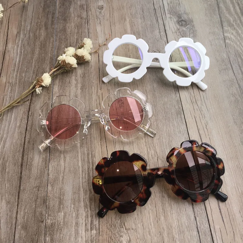 Vintage Kids Sunglasses Child Sun Glasses Round Flower Gafas Baby Children UV400 Sport Sunglasses Girls Boys Oculos De Sol
Vintage Kids Sunglasses Child Sun Glasses Round Flower Gafas Baby Children UV400 Sport Sunglasses Girls Boys Oculos De Sol