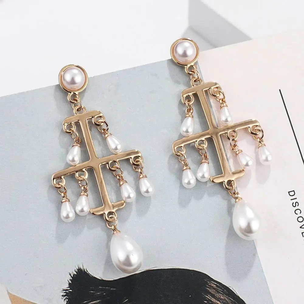 Dropshipping!! Vintage Baroque Style Cross Pearl Drop Ear Stud Earrings Women Jewelry Accessory
Dropshipping!! Vintage Baroque Style Cross Pearl Drop Ear Stud Earrings Women Jewelry Accessory
