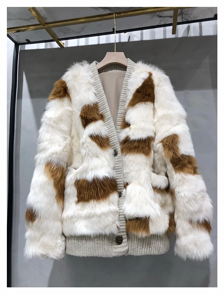 Women 2020 Winter New Fashion Short Style Patchwork Jacket Female Real Wool Fur Coat Ladies V-neck Single Breasted Coats S65
Women 2020 Winter New Fashion Short Style Patchwork Jacket Female Real Wool Fur Coat Ladies V-neck Single Breasted Coats S65