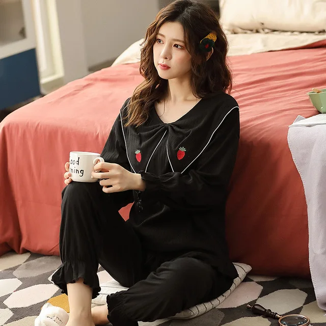 Women Casual Pajamas Cotton Warm Women Homewear Cute White Strawberry Sleepwear Autumn Long-sleeve Simple Sweet Cute Large Size
Women Casual Pajamas Cotton Warm Women Homewear Cute White Strawberry Sleepwear Autumn Long-sleeve Simple Sweet Cute Large Size