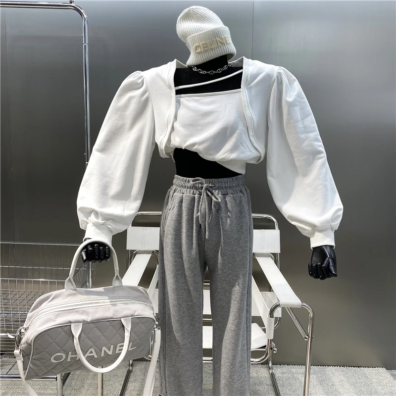 New Brand Original Design Be Careful With The Machine Side Collar Exposed Collarbone Short Sweater 2021 Versatile Casual Top
New Brand Original Design Be Careful With The Machine Side Collar Exposed Collarbone Short Sweater 2021 Versatile Casual Top