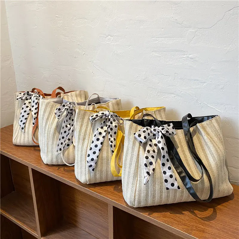 2021 High Capacity Canvas Tote Handbag Fashionable Girls College Shoulder Bag Shopping Travel Bag for Woman
2021 High Capacity Canvas Tote Handbag Fashionable Girls College Shoulder Bag Shopping Travel Bag for Woman