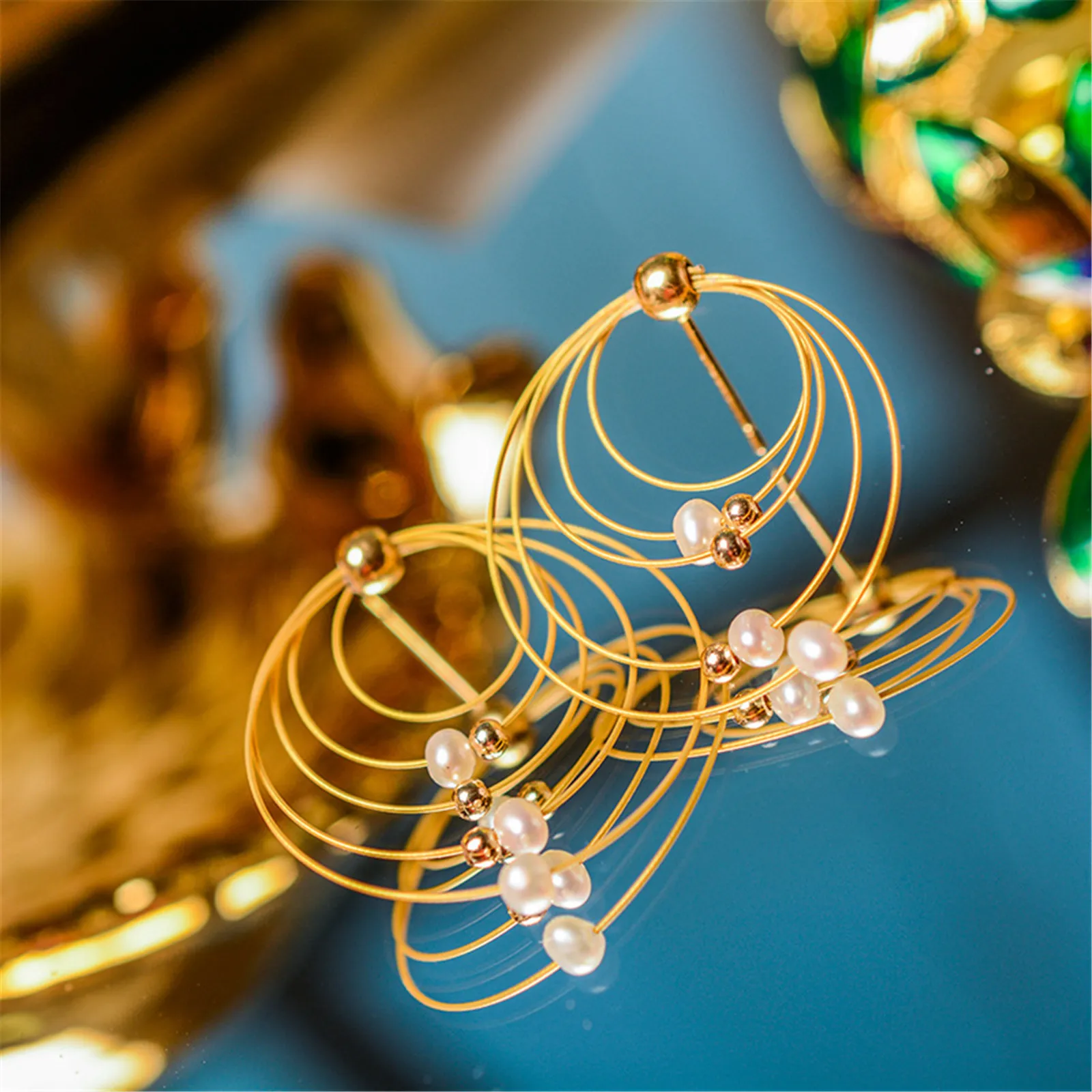 Metal Woven Bird's Nest Pearl Earrings 14K Gold Filled Vintage for Women and Girls
Metal Woven Bird's Nest Pearl Earrings 14K Gold Filled Vintage for Women and Girls