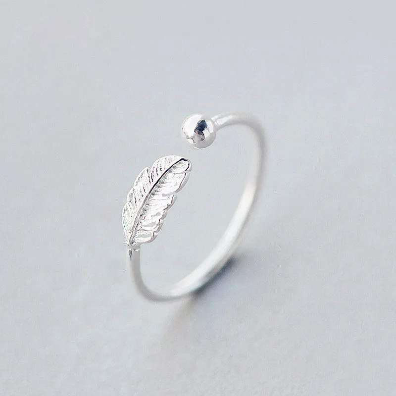 Korean Style Simple Elegant Feather adjustable Ring For Women Wedding Party Engagement Exquisite Opening Finger Rings Jewelry
Korean Style Simple Elegant Feather adjustable Ring For Women Wedding Party Engagement Exquisite Opening Finger Rings Jewelry