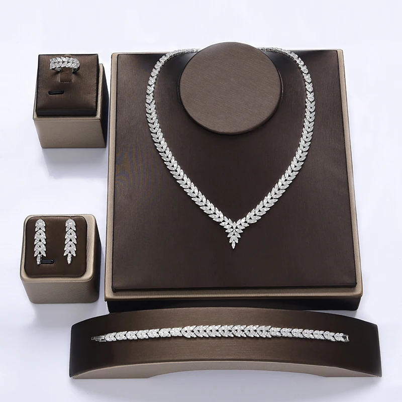 Jewelry Set HADIYANA Classic Women Wedding Necklace Earrings Bracelet Ring Set High Quality Zirconia CNY0056 Conjunto de joyas
Jewelry Set HADIYANA Classic Women Wedding Necklace Earrings Bracelet Ring Set High Quality Zirconia CNY0056 Conjunto de joyas
