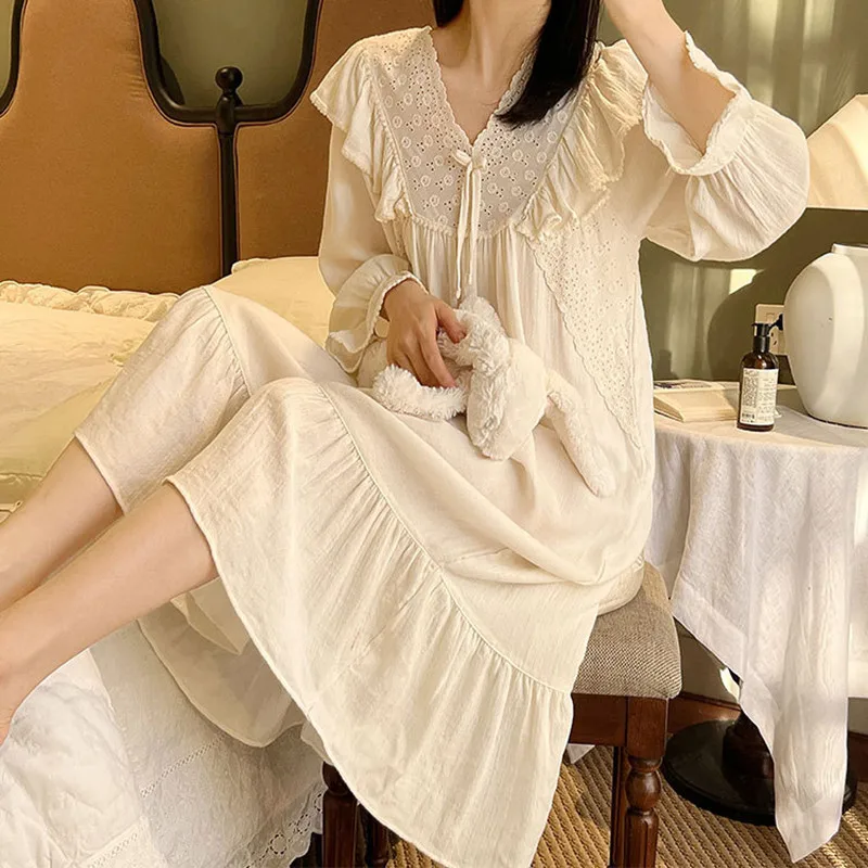 Korea Style Girls Sweet Long Nightie Women Spring Full Sleeves Night Dress Sexy V-Neck Pure Cotton Sleepwear Mid-Calf Home Dress
Korea Style Girls Sweet Long Nightie Women Spring Full Sleeves Night Dress Sexy V-Neck Pure Cotton Sleepwear Mid-Calf Home Dress