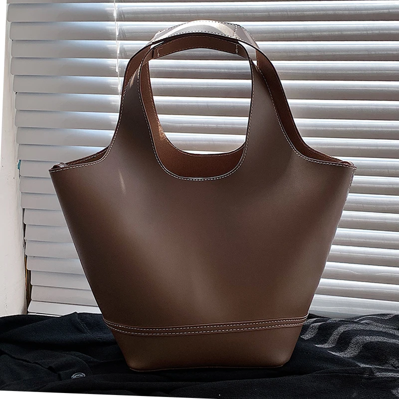 Large Volume Women Handbag 2021 New Retro Fashion Versatile Portable Bucket Bag Total Bag
Large Volume Women Handbag 2021 New Retro Fashion Versatile Portable Bucket Bag Total Bag