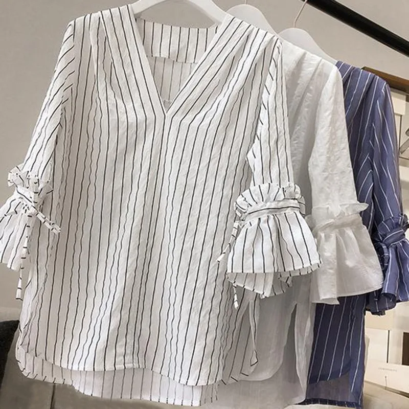 Fashion Loose Striped Blouse Sexy V Neck Female Shirt Top Women Blouse Korean Style
Fashion Loose Striped Blouse Sexy V Neck Female Shirt Top Women Blouse Korean Style