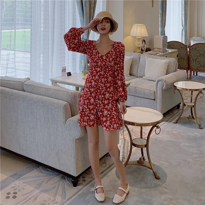 Spring and Autumn New Master Retro Revealing Clavicle Thin Square Collar Print Long Sleeve Dress Women
Spring and Autumn New Master Retro Revealing Clavicle Thin Square Collar Print Long Sleeve Dress Women