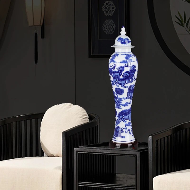 Vintage Blue and White Porcelain Home Ceramic Vase with Lid Art Crafts Decor Creative Slender Floral Flower Vase Home Decoration
Vintage Blue and White Porcelain Home Ceramic Vase with Lid Art Crafts Decor Creative Slender Floral Flower Vase Home Decoration