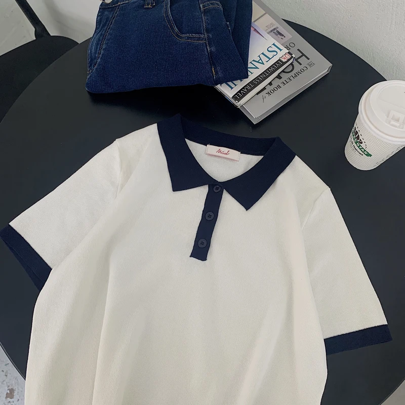 2021 Summer Casual Knitted Cropped T-shirts Women Fashion Lapel Collar Patchwork Hit Color Short Top Tees Female Korean Clothing
2021 Summer Casual Knitted Cropped T-shirts Women Fashion Lapel Collar Patchwork Hit Color Short Top Tees Female Korean Clothing