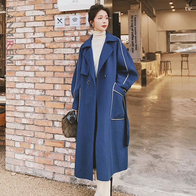LANMREM 2022 Autumn Winter Blue Woolen Coat Women's Long Sleeve Loose Bandage Pocket Outwear Female Fashion Clothing 2W1851
LANMREM 2022 Autumn Winter Blue Woolen Coat Women's Long Sleeve Loose Bandage Pocket Outwear Female Fashion Clothing 2W1851
