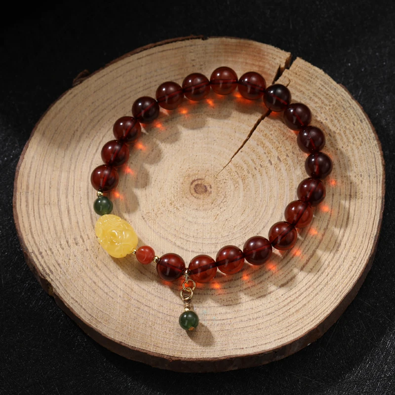 New Style Blood Amber Beeswax Bracelet Charm Bracelet Luxury Fine Jewelry Beaded Bracelet for Women Gift Bangles
New Style Blood Amber Beeswax Bracelet Charm Bracelet Luxury Fine Jewelry Beaded Bracelet for Women Gift Bangles