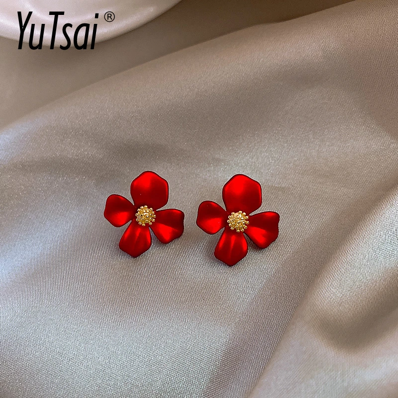 YUTSAI Fresh Romantic Red Petals Stud Earrings Elegant Alloy Flower Earrings For Women Jewelry Accessories Gifts YT439
YUTSAI Fresh Romantic Red Petals Stud Earrings Elegant Alloy Flower Earrings For Women Jewelry Accessories Gifts YT439