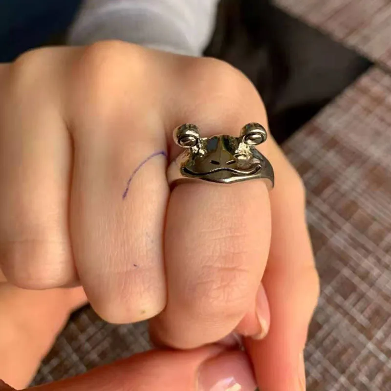 Vintage Lovely Smiling Frog Rings For Women Men Sweet Pretty Cute Cool Animal Ring Shiny Color Jewelry Accessories Gift 2021 New
Vintage Lovely Smiling Frog Rings For Women Men Sweet Pretty Cute Cool Animal Ring Shiny Color Jewelry Accessories Gift 2021 New