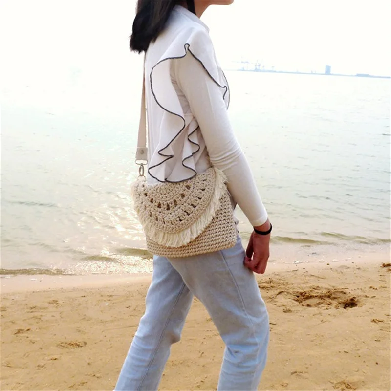 New Hand Woven Straw Bag Women Summer Casual Shoulder Messenger Bag 2021 Fashion Beach Holiday Totes Lady Tassel Luxury Handbags
New Hand Woven Straw Bag Women Summer Casual Shoulder Messenger Bag 2021 Fashion Beach Holiday Totes Lady Tassel Luxury Handbags