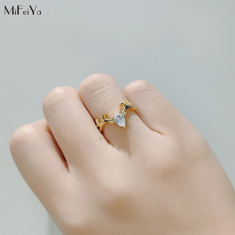 MFY Simple Crystal Elk Antlers Open Adjustable Rings Deer Horn Zircon Rings For Women Engagement Wedding Jewelry
MFY Simple Crystal Elk Antlers Open Adjustable Rings Deer Horn Zircon Rings For Women Engagement Wedding Jewelry