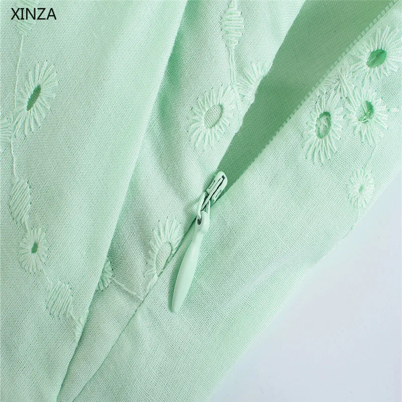 2021 Za Summer Blouses Women Embroidered Eyelet Green Cropped Shirt Puff Sleeve Smocked Elastic Ruffle Embroidery Vintage Top
2021 Za Summer Blouses Women Embroidered Eyelet Green Cropped Shirt Puff Sleeve Smocked Elastic Ruffle Embroidery Vintage Top