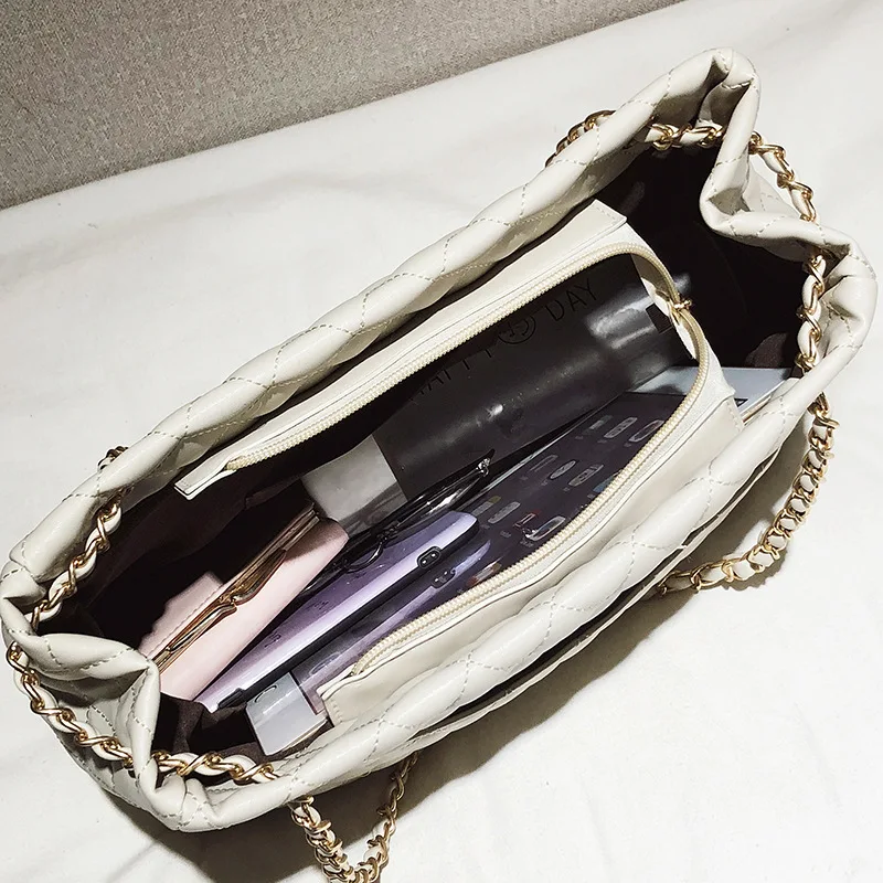 Large France Women Chain Shoulder Bag Luxury Handbags Designer Messenger Bags Crossbody Sac Main Femme De Marque Luxe Cuir
Large France Women Chain Shoulder Bag Luxury Handbags Designer Messenger Bags Crossbody Sac Main Femme De Marque Luxe Cuir