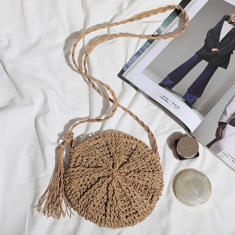 Ladies Summer Casual Straw Retro Woven Shoulder Bag Summer Beach Small Crossbody Bags for Girls with Tassels Easy Match
Ladies Summer Casual Straw Retro Woven Shoulder Bag Summer Beach Small Crossbody Bags for Girls with Tassels Easy Match