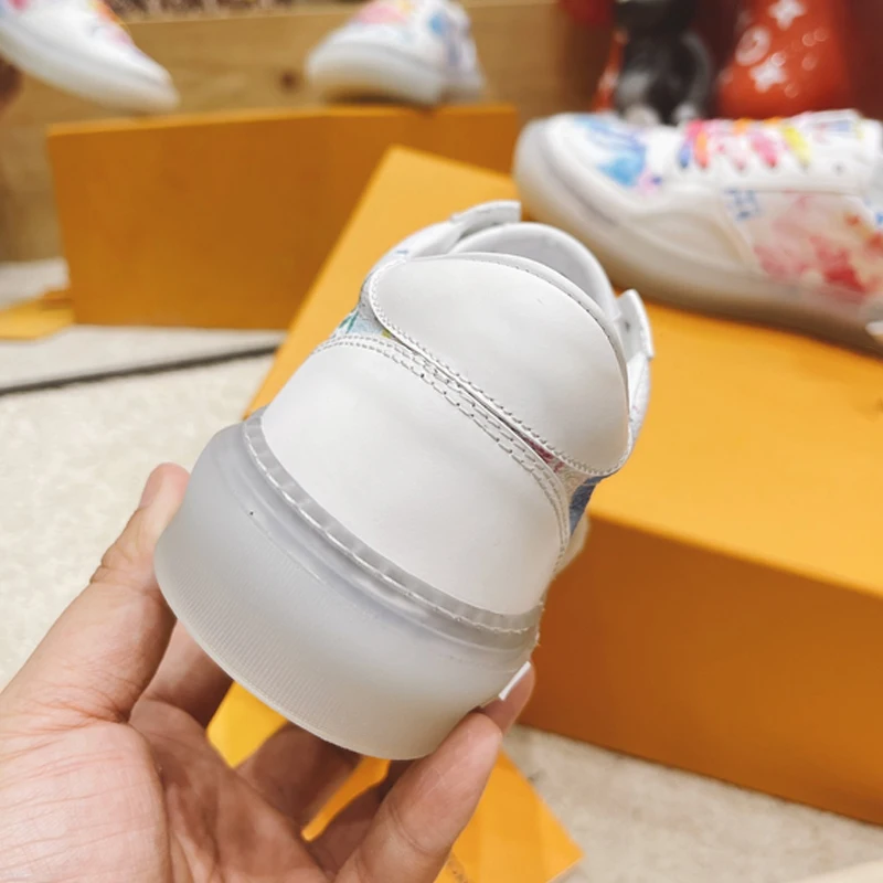 Women Sneakers Luxury Shoes L Brand Graffiti Leather Flat Heel Couples Casual Board Shoes 2021 New Fashion Lace-up Female Shoes
Women Sneakers Luxury Shoes L Brand Graffiti Leather Flat Heel Couples Casual Board Shoes 2021 New Fashion Lace-up Female Shoes
