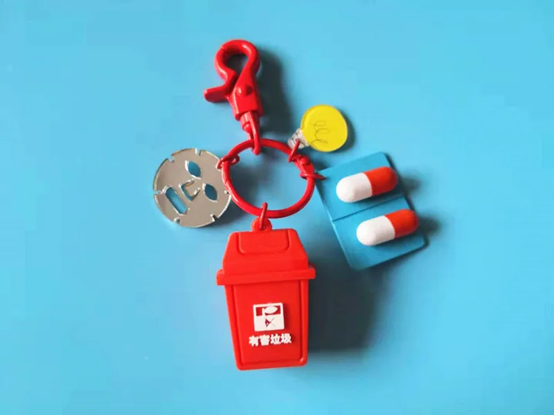 New Waste Classification Simulation Food Keychain Trash Can Backpack Decoration Key Chain Creative Gift Keyring Accessories
New Waste Classification Simulation Food Keychain Trash Can Backpack Decoration Key Chain Creative Gift Keyring Accessories