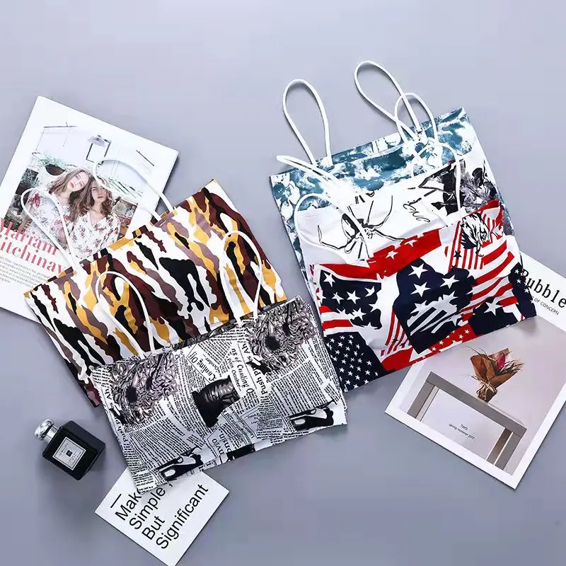 Korean version of underwear female students ice wire without steel ring wrapped chest a piece of traceless sleep bra sling sport
Korean version of underwear female students ice wire without steel ring wrapped chest a piece of traceless sleep bra sling sport