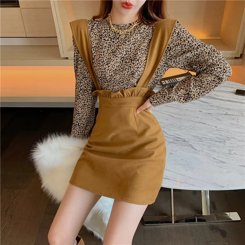 COIGARSAM Leopard korean blouse women Suspenders O-Neck High Waist blusas womens tops and blouses Black Top Ga Color Coat 519
COIGARSAM Leopard korean blouse women Suspenders O-Neck High Waist blusas womens tops and blouses Black Top Ga Color Coat 519