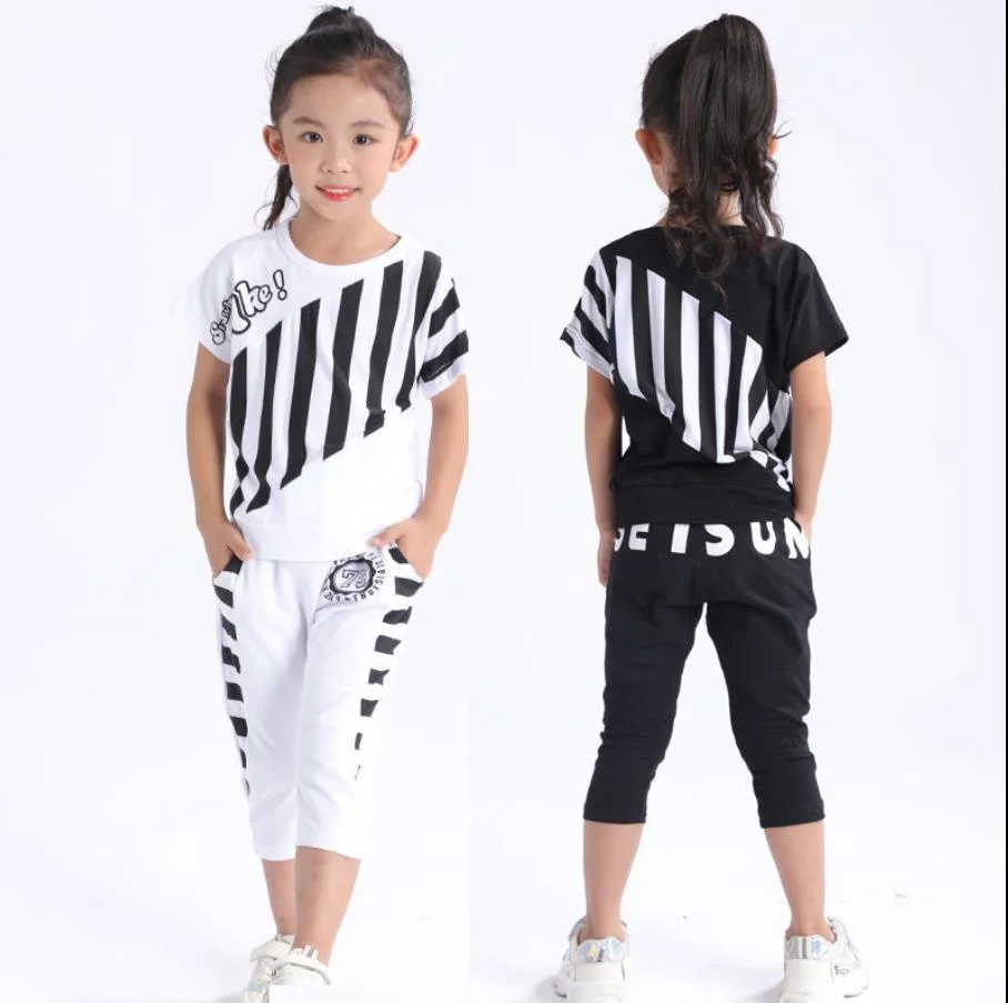 Pure cotton summer clothes for boys and girls new 2022 children Korean short-sleeved suit big boy siblings children's sports two
Pure cotton summer clothes for boys and girls new 2022 children Korean short-sleeved suit big boy siblings children's sports two