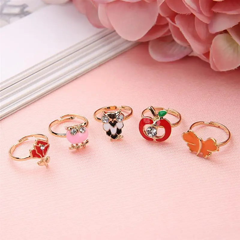 36Pcs Cartoon Kids Rings Cute Finger Ring Girls Jewelry Toys Party Supplies Gifts for Kids Girls Fashion Jewelry Accessories
36Pcs Cartoon Kids Rings Cute Finger Ring Girls Jewelry Toys Party Supplies Gifts for Kids Girls Fashion Jewelry Accessories