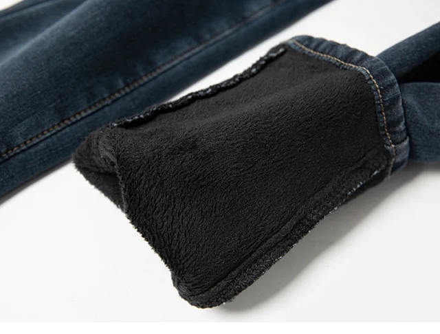 Women Plus Velvet Jeans High Waist Slim Small Foot Pants Lady Straight Denim Pants Female Trousers 2021 New Autumn Winter
Women Plus Velvet Jeans High Waist Slim Small Foot Pants Lady Straight Denim Pants Female Trousers 2021 New Autumn Winter