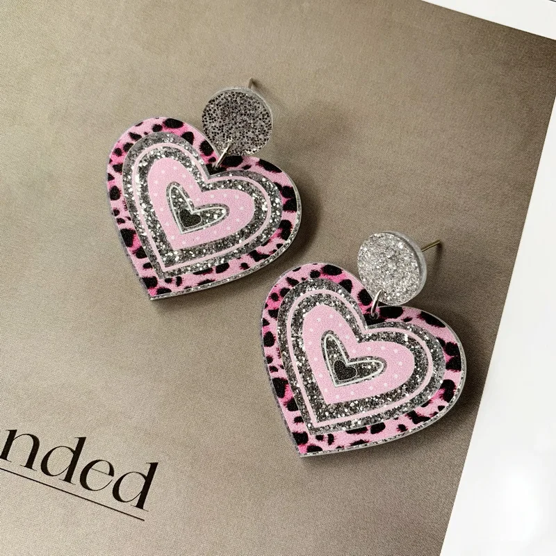 New Retro Rainbow Leopard Print Heart-shaped Earrings for Women Ins Simple European and American Fashion Temperament Earrings
New Retro Rainbow Leopard Print Heart-shaped Earrings for Women Ins Simple European and American Fashion Temperament Earrings