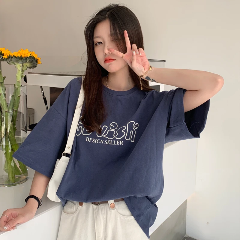 Женская футболка с коротким рукавом
Женская футболка с коротким рукавом