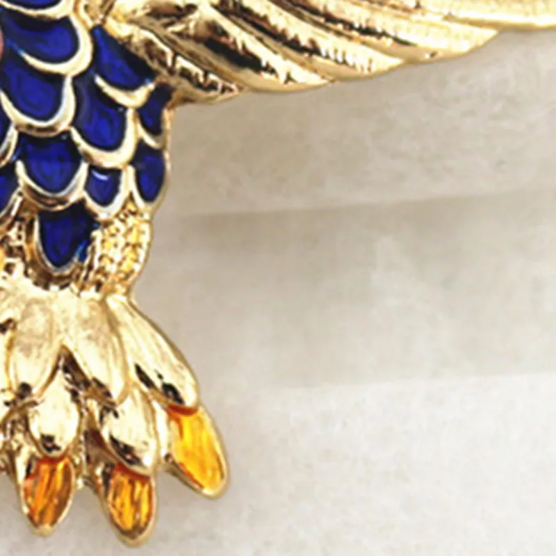 

Fashion Rhinestone Hummingbird Brooches for Women Man Vintage Animal Bird Brooch Pin Fashion Jewelry Mini Broches Banquet Gifts