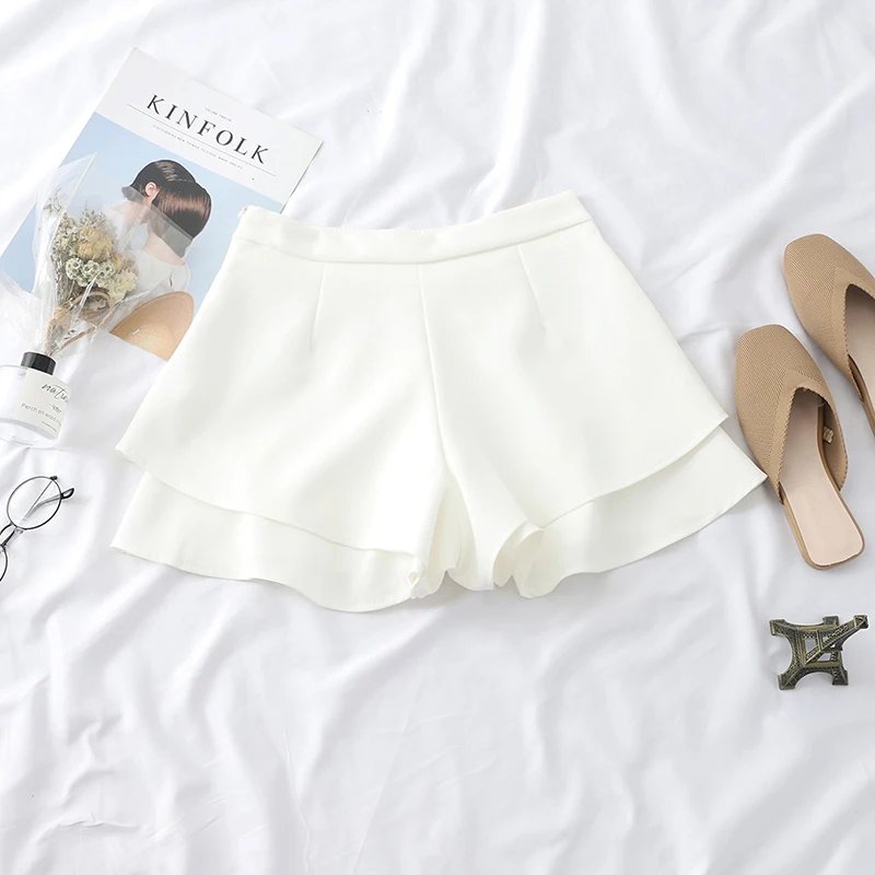 Heliar Shorts Women A-line Flounce Hem Elegant Ruffles Wide Leg Elastic Waist Loose Casual Shorts 2021 Summer Shorts Women
Heliar Shorts Women A-line Flounce Hem Elegant Ruffles Wide Leg Elastic Waist Loose Casual Shorts 2021 Summer Shorts Women