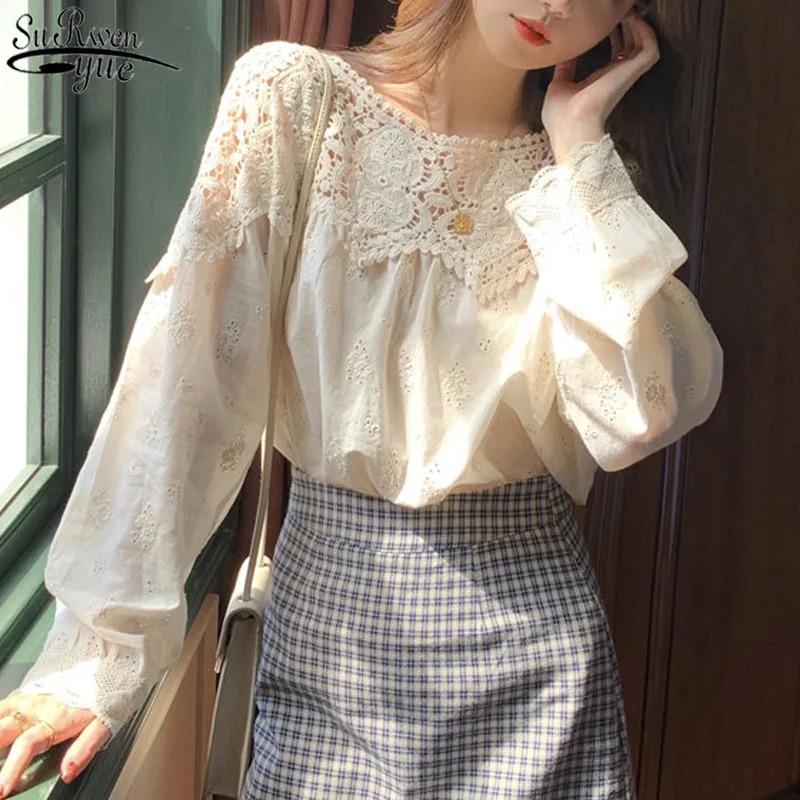 

Plus Size Spring Lace Women Blouse O Neck Crochet Hollow Lace Stitching Shirt Korean Style Apricot Gentle Long Sleeve Tops 13354