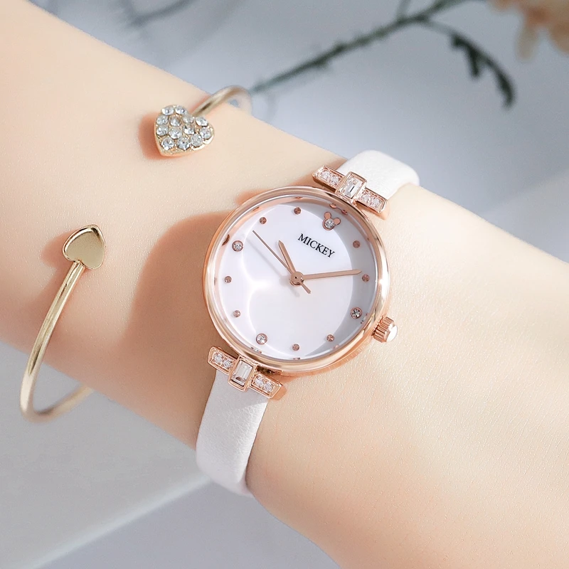 Часы женские кварцевые с ремешком, красивые модные наручные, для девочек, подростков, подарок для детей 
Часы женские кварцевые с ремешком, красивые модные наручные, для девочек, подростков, подарок для детей