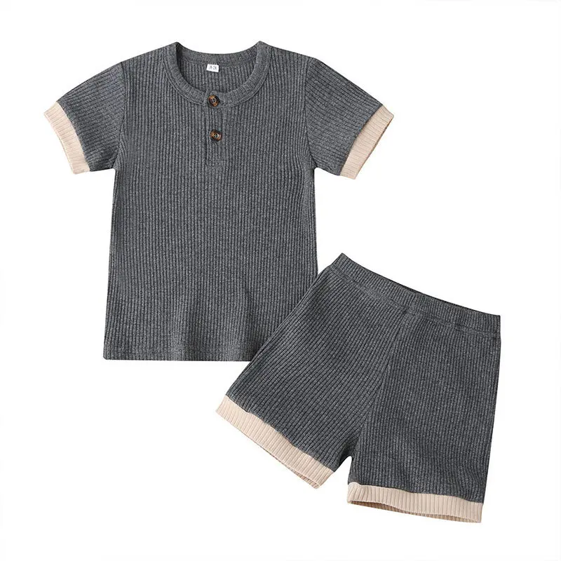Short-sleeved T-shirt Suit Xiazhong Xiaotong Hang Strip Two-piece Casual Round Neck Pullover Shorts Suit Simple and Fashionable
Short-sleeved T-shirt Suit Xiazhong Xiaotong Hang Strip Two-piece Casual Round Neck Pullover Shorts Suit Simple and Fashionable
