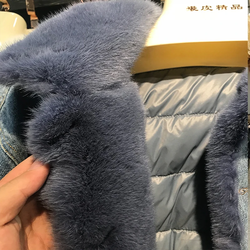 Superior 2021 Women Winter Autumn quality Down Coats Lady Long Sleeve Mink Fur Denim Jackets Fashion Warm Windproof Overcoat
Superior 2021 Women Winter Autumn quality Down Coats Lady Long Sleeve Mink Fur Denim Jackets Fashion Warm Windproof Overcoat