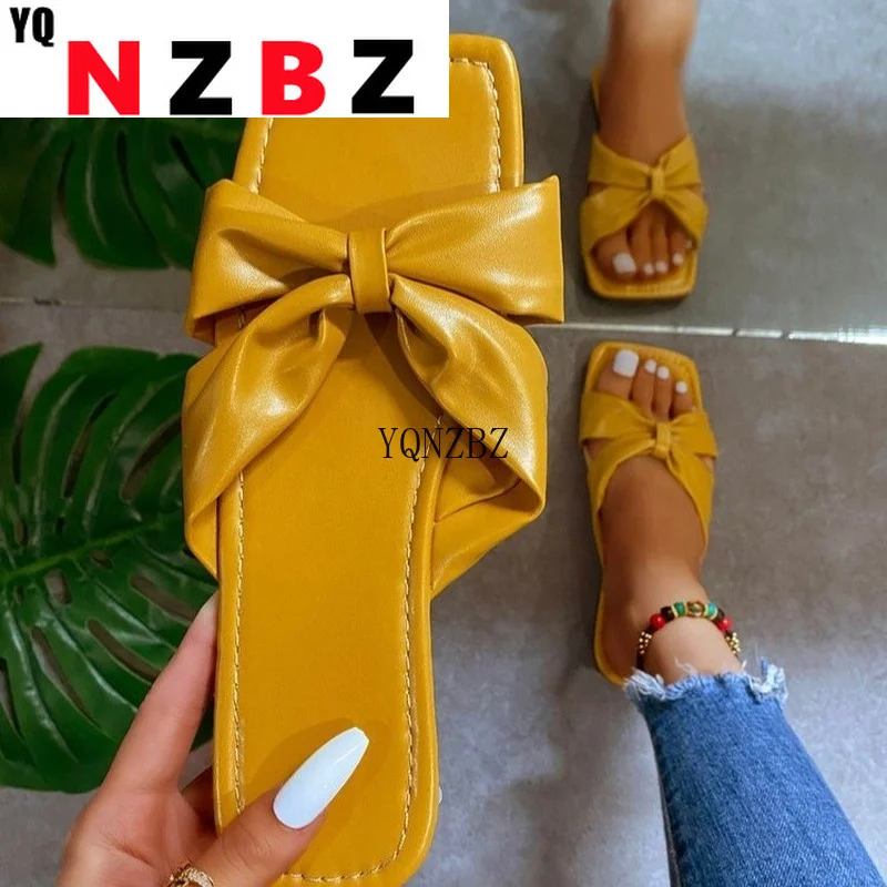 2021 Summer New Slippers Women Vintage Bow Casual Shoes Summer Women Flat Sandals Square Toe Flip Flops Ladies Shoes Size 36-43
2021 Summer New Slippers Women Vintage Bow Casual Shoes Summer Women Flat Sandals Square Toe Flip Flops Ladies Shoes Size 36-43