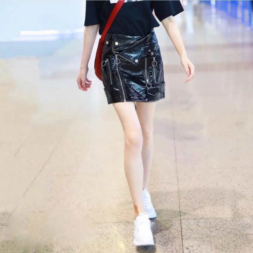 2019 women Glossy Patent PU Leather Women's Zipper Skirt Party Celeb Party autumn Winter Straight Mini Skirt
2019 women Glossy Patent PU Leather Women's Zipper Skirt Party Celeb Party autumn Winter Straight Mini Skirt