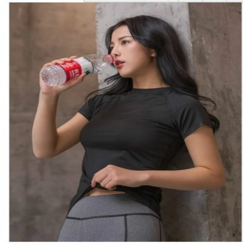 Women's tracksuit spring women's slim short sleeve Yoga suit sports quick dry fabricfitness suit tight professional running suit
Women's tracksuit spring women's slim short sleeve Yoga suit sports quick dry fabricfitness suit tight professional running suit