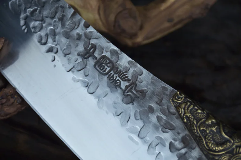 2021 New Mini Kitchen Knife High Quality Stainless Steel Small Chef Knife Brand Luxury Personality Creative Unique Household
2021 New Mini Kitchen Knife High Quality Stainless Steel Small Chef Knife Brand Luxury Personality Creative Unique Household