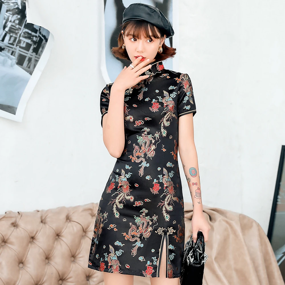 Women Black Qipao Evening Party Gown Classic Mandarin Collar Short Cheongsam Vestidso Knit Dragon Novelty Satin Chinese Dress
Women Black Qipao Evening Party Gown Classic Mandarin Collar Short Cheongsam Vestidso Knit Dragon Novelty Satin Chinese Dress